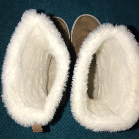 Girls Fur lined boots - Picture 3 of 7